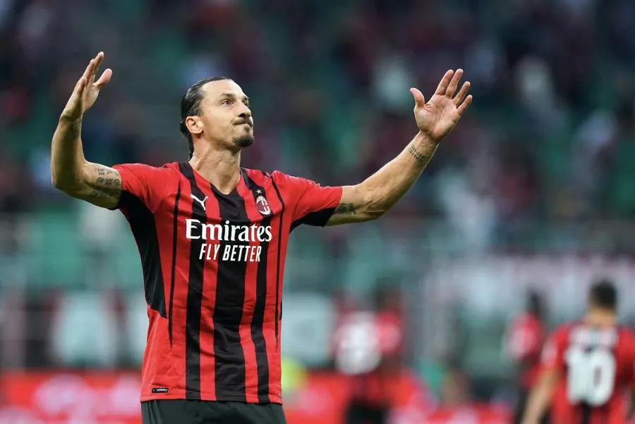 Tresse, but éclair et lacet défait : Zlatan Ibrahimović est de retour