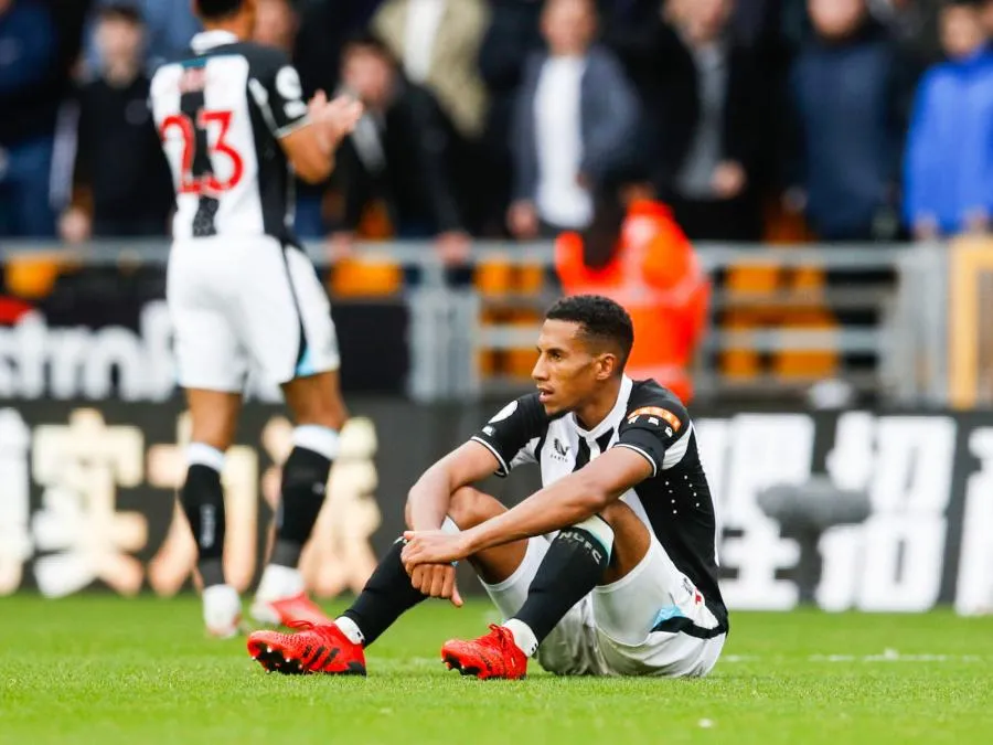 Deux joueurs en viennent aux mains après la défaite contre Tottenham