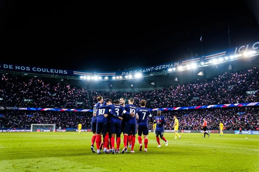 Les Bleus doivent-ils abandonner le Stade de France ?