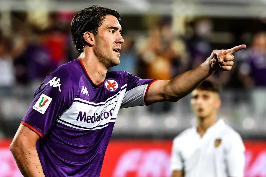 Qui est Dušan Vlahović, le buteur serbe de la Fiorentina qui n&rsquo;arrête pas de marquer ?