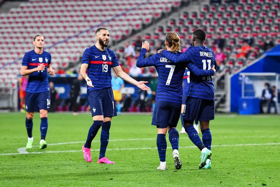 Les Bleus démarrent en trombe contre le pays de Galles