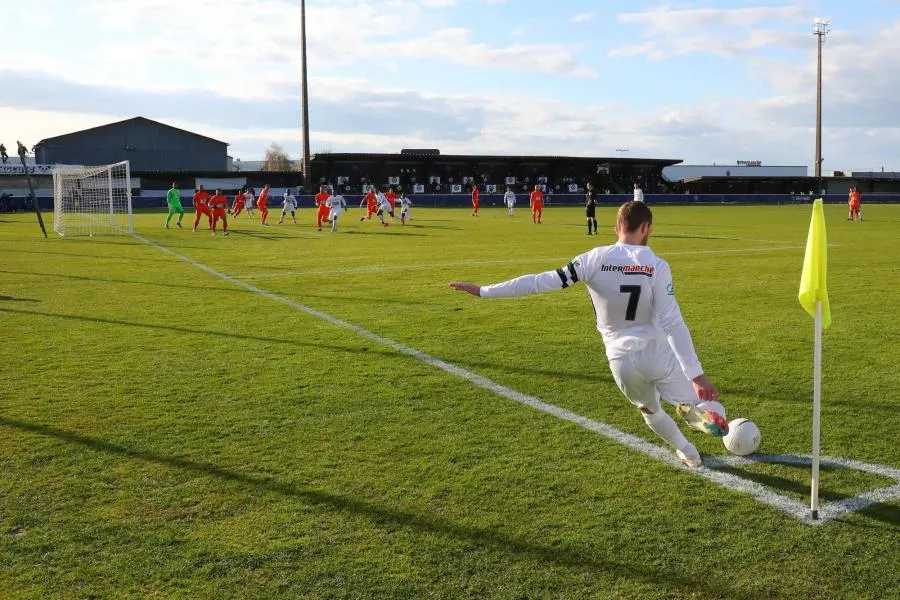 Le pass sanitaire va-t-il asphyxier le foot amateur ?