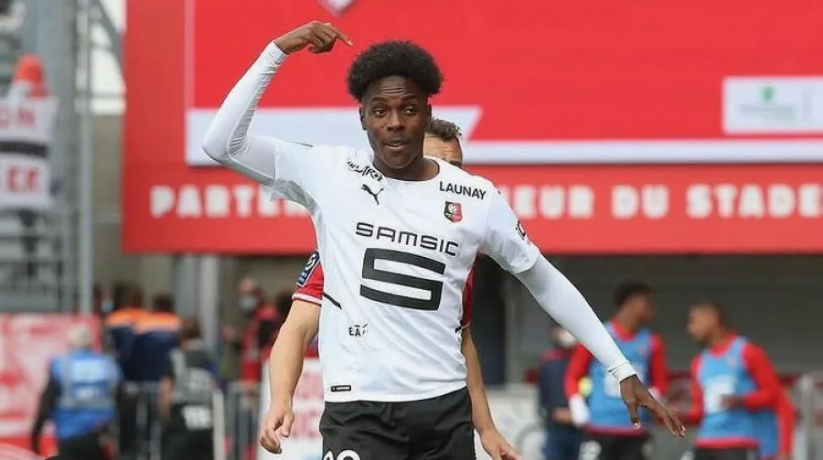 Mathys Tel, 16 ans, nouveau talent du Stade rennais