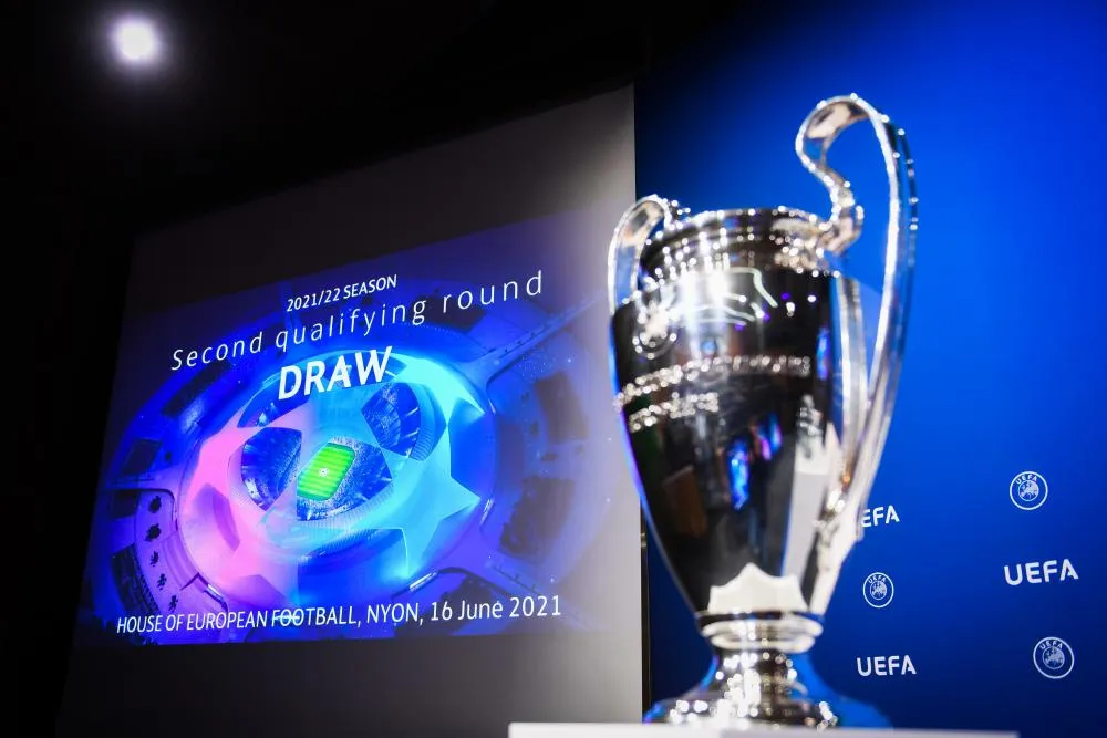 Suivez en direct le tirage au sort de la Ligue des champions 2021/2022