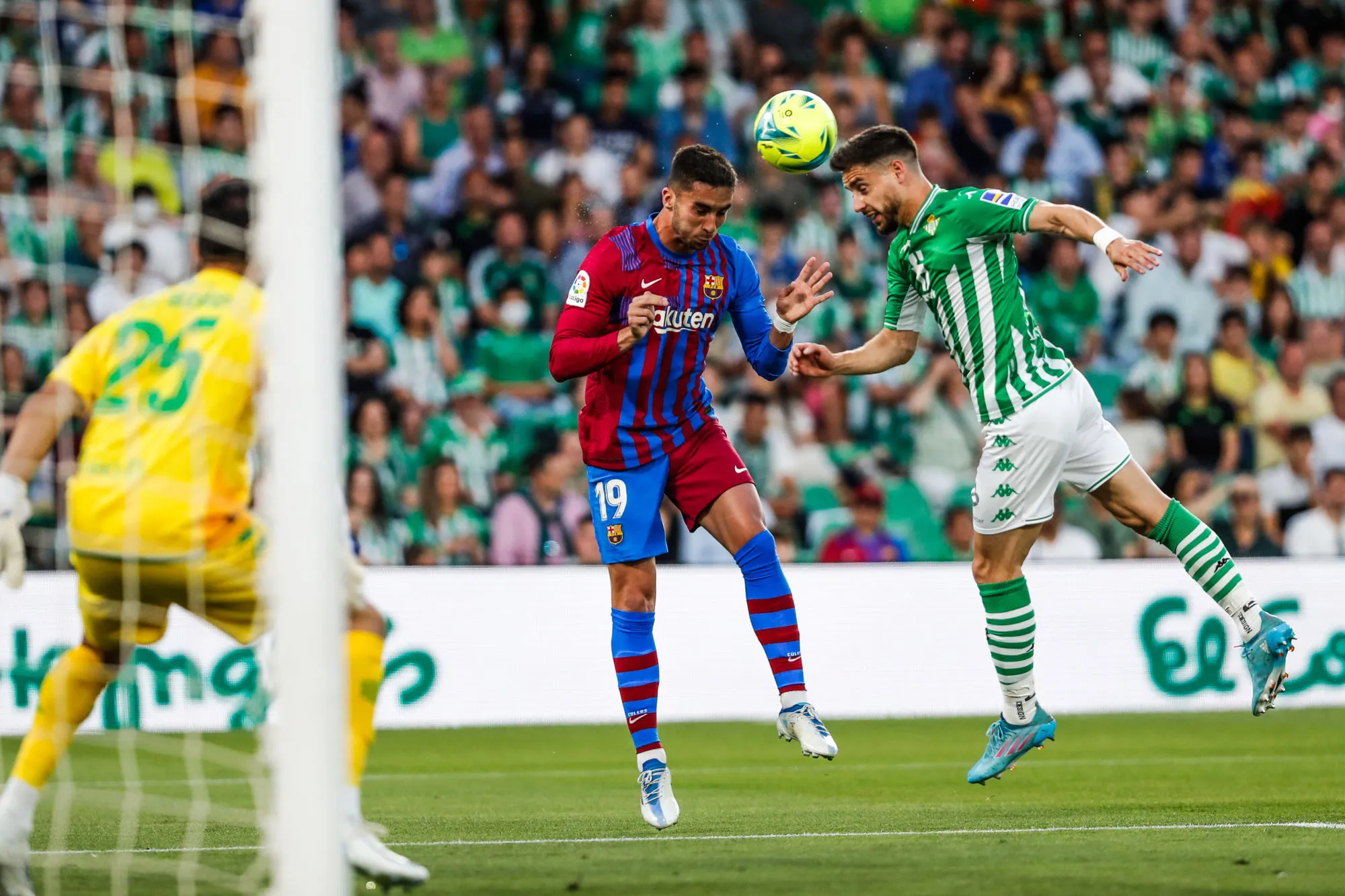 Le Barça sévit au Betis