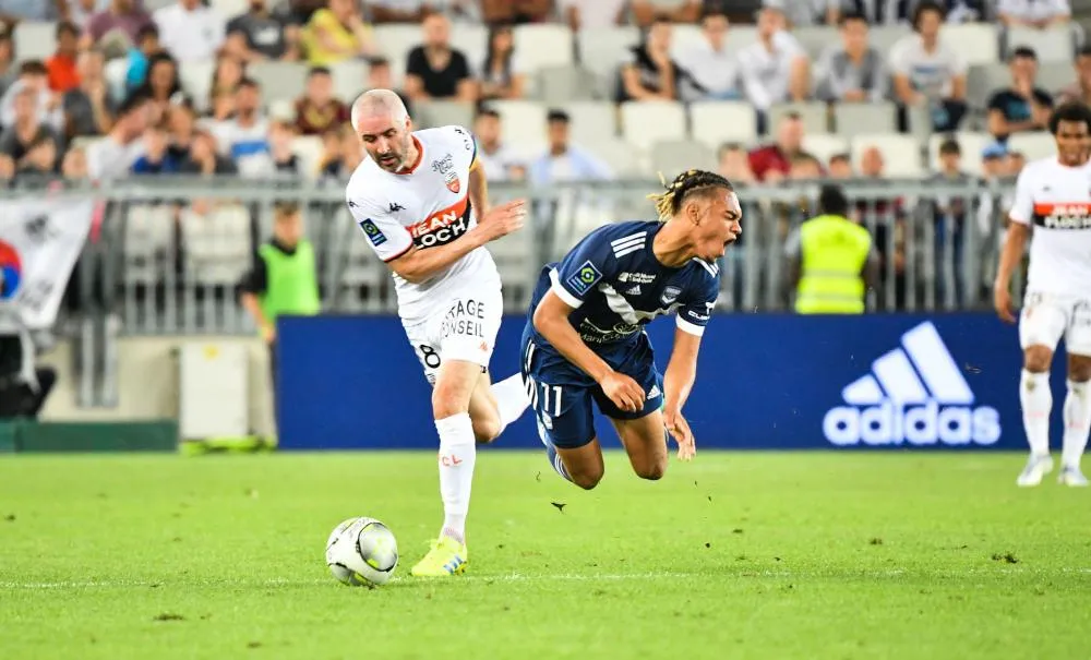 Bordeaux se dirige droit vers la Ligue 2, Metz dépasse Saint-Étienne