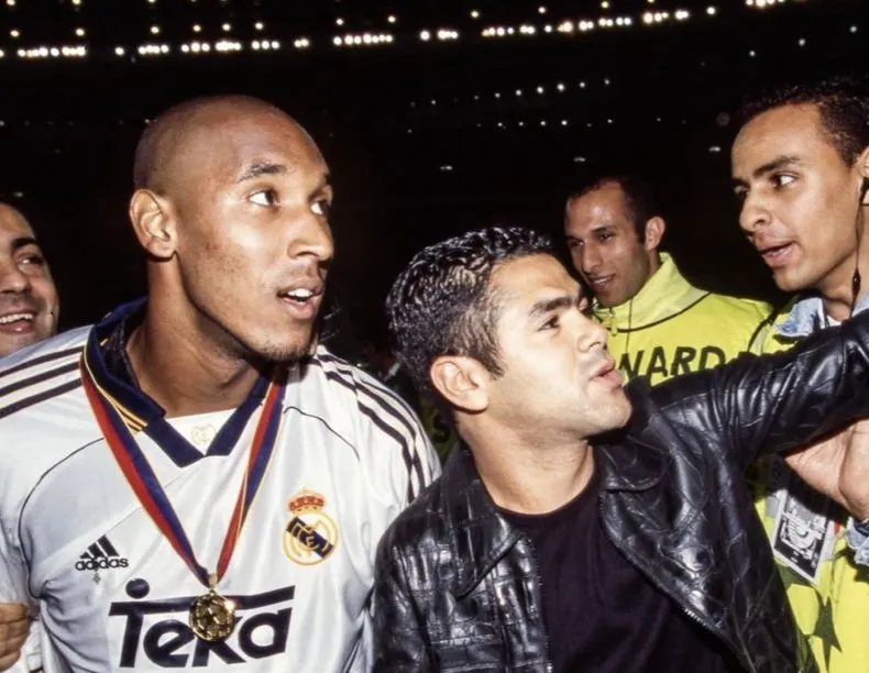 Quand Jamel Debbouze célébrait la victoire en Ligue des champions du Real Madrid (via Facebook de SO FOOT)