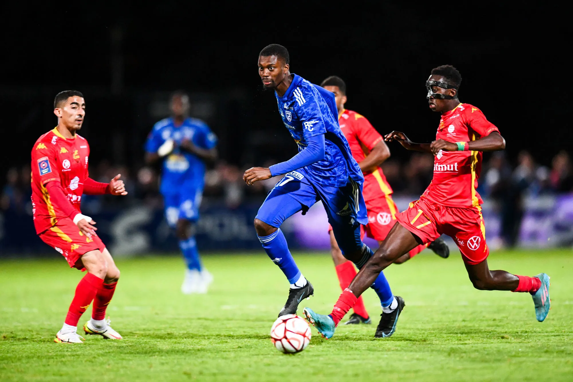 Barrages Ligue 2 : Les étranges carrières de Frédéric Injaï et Florian Jozefzoon