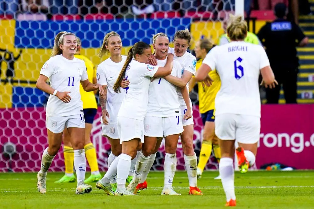 L&rsquo;Angleterre file à Wembley en écœurant la Suède