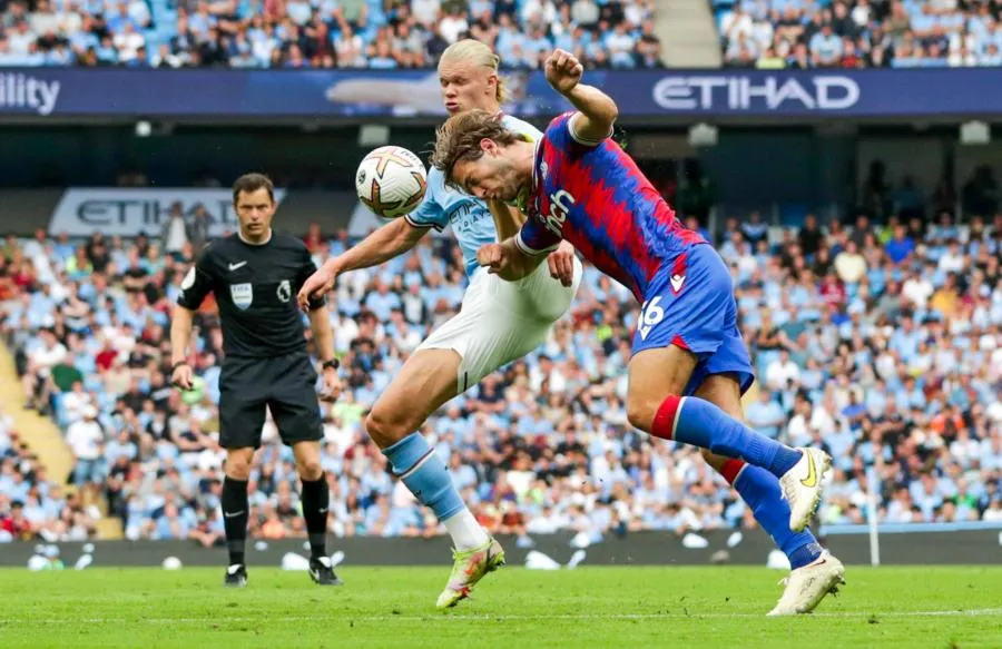 Erling Haaland renverse Crystal Palace