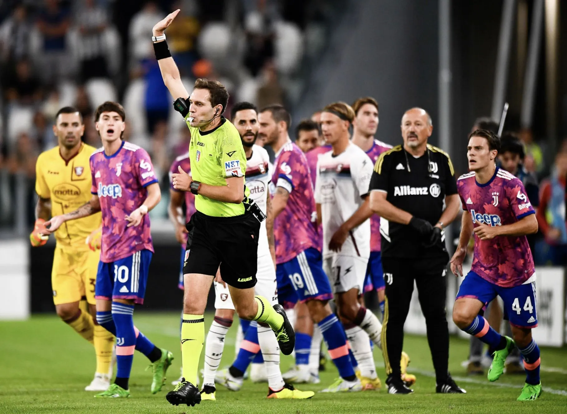 Juventus Horror Var Show