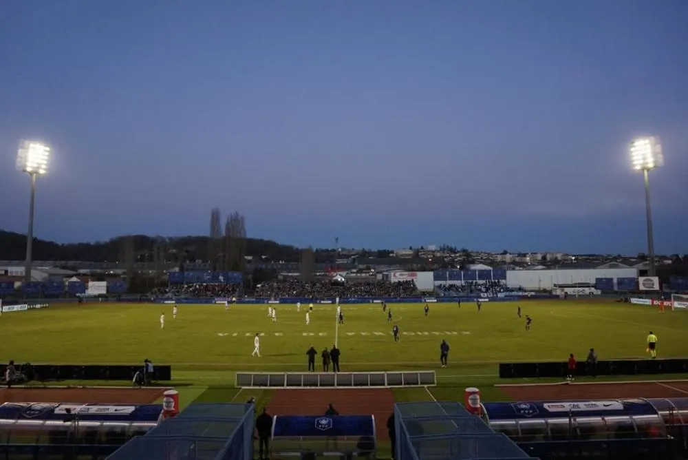 On a vécu le quart de finale du FC Versailles à domicile et à l&rsquo;extérieur