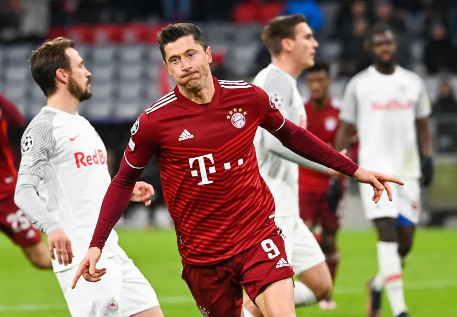 Lewandowski et le Bayern dévorent Salzbourg et filent en quarts