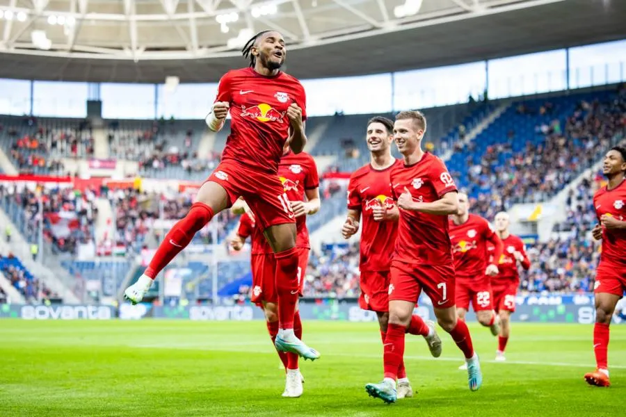 Leipzig porté par Nkunku, le Bayern et Dortmund assurent