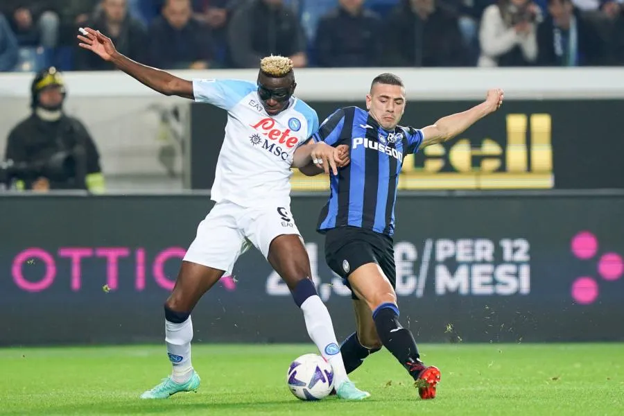 Naples renverse l&rsquo;Atalanta et prend le large