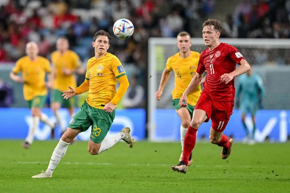 L’Australie assomme le Danemark et rejoint les 8es