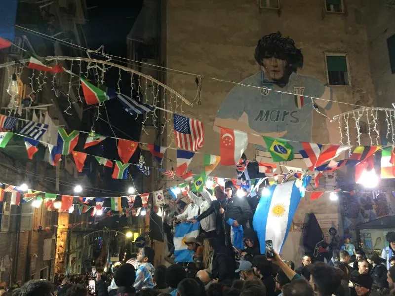 Coupe du monde : On était avec les supporters de l&rsquo;Argentine à Naples