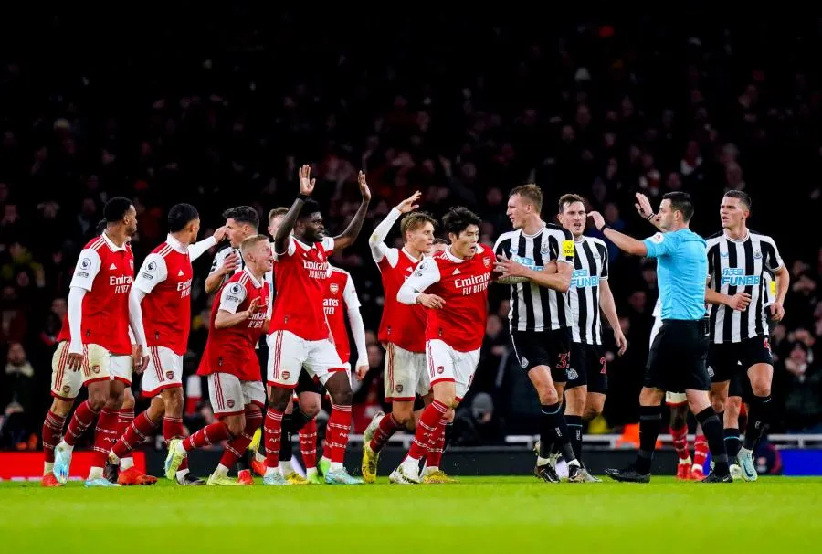 MU croque Bournemouth, Newcastle musèle Arsenal